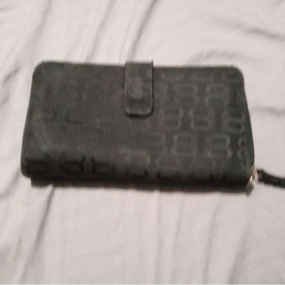 Wallet - Picture 2 of 3